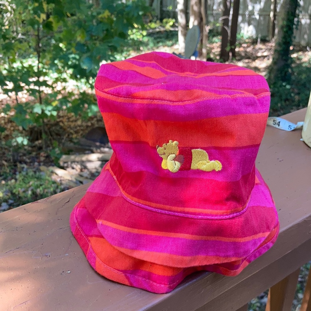 Disney Winnie the Pooh sun hat